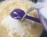 Foto langkah ke 2 dari resep Bechamel cheese homemade untuk isian roti.