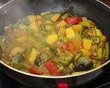 A picture of step 4 of Mixed vegetable with Malabar spinach.