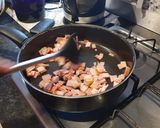 Foto del paso 1 de la receta: Pollo tocineta y champiñones
