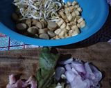Foto langkah ke 1 dari resep Tumis Tahu Kecambah Sosis.