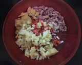 A picture of step 2 of Bhel muri.