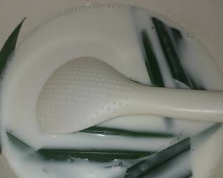 Celdol unyu-unyu/ cendol cocopandan - Step 3