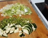 Foto del paso 2 de la receta Emperador con verduras en leche