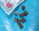 Foto langkah ke 5 dari resep Mochi cokelat.