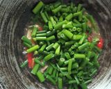 Foto langkah ke 7 dari resep Tumis Daun Bawang dan Daging Sapi.