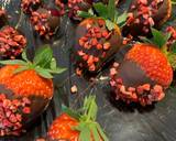 Fruit dipped in chocolate recipe step 4 photo