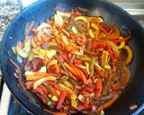 Foto del paso 4 de la receta: Fideos (tagliatelli) con verduras al woock