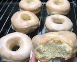 Foto del paso 13 de la receta: DONUTS / DONAS AL HORNO GLASEADAS 🍩