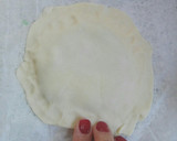 Foto del paso 5 de la receta: Tartaletas de hojaldre con crema de pistachos y cerezas