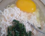 Foto langkah ke 2 dari resep 31. Omelete Nasi MPASI.
