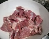 Foto langkah ke 2 dari resep Rendang Daging Kentang Praktis.