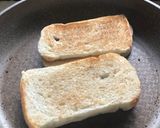 Gambar langkah 3 resipi Kaya Butter Toast.