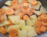 A picture of step 1 of My Gran's sausage and veg pie.