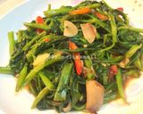 Foto langkah ke 2 dari resep Cah kangkung terasi.
