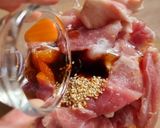 รูปขั้นตอนการทำที่ 4 ของ หมูหมักงาย่าง