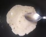 A picture of step 6 of Rice flour chapati with green chutney.