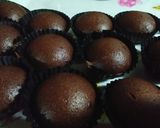 A picture of step 4 of Easy pitsy mini choc muffin.