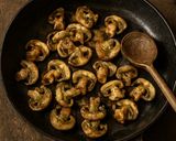 Foto del passaggio 3 della ricetta Farfallette con sugo di funghi