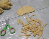Foto langkah ke 4 dari resep Stik bawang/jinten/pattek bawang.