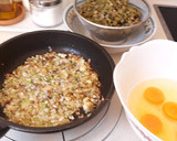 Foto del paso 3 de la receta: Tortilla de habas