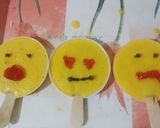 मैंगो पॉप्सिकल्स इमोजी (Mango popsicles emoji recipe in Hindi) रेसिपी चरण 7 फोटो
