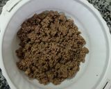 A picture of step 2 of Mince sandwich.