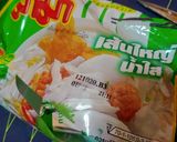 รูปขั้นตอนการทำที่ 1 ของ ก๋วยเตี๋ยวเส้นใหญ่(มาม่า) เติมเครื่องครบ จบอร่อย
