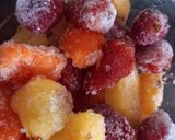 A picture of step 1 of Mixed fruit smoothie.