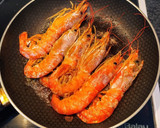 Foto del paso 2 de la receta: Gambones a la plancha