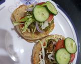 A picture of step 5 of Anday Aloo ka Burger.