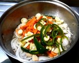 A picture of step 3 of Vermicelli semiya upma.