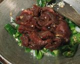 Foto langkah ke 2 dari resep Daging masak cabe ijo.