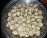 A picture of step 4 of Leftover Rice Goli.
