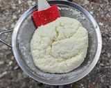 Foto del paso 3 de la receta: Cheesecake de ricotta con arándanos 🫐 (sin horno)