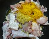 Foto langkah ke 1 dari resep Ayam Goreng 3 bahan (metode ungkep kering).