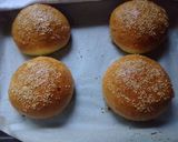 A tökéletes hamburger zsemle receptje recept fázis 3 fotója