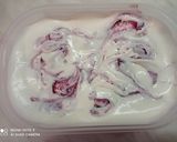 Tejszínes- feketeribizlis fagyi recept fázis 3 fotója
