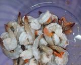Foto langkah ke 1 dari resep Udang asam manis.