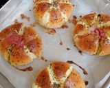 Foto langkah ke 5 dari resep Korean Garlic n cream cheese bread.