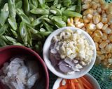 Foto langkah ke 1 dari resep Tumis Buncis Jagung Pipil.