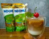 Foto langkah ke 4 dari resep Dirty matcha latte.