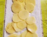 A picture of step 1 of Hot dog potato crisps - Simple, fast and delicious!.