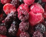 Foto del paso 1 de la receta: Mermelada de frutos rojos (frutillas, moras, frambuesas y arándanos)