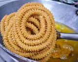A picture of step 8 of Savoury Chakli.