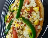 પિઝા (wheat base no yeast no oven)(pizza recipe in Gujarati) રેસીપી સ્ટેપ4ફોટો