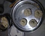 A picture of step 4 of Momos.