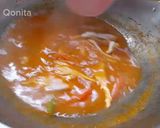 Foto langkah ke 3 dari resep Tom Yum Soup.