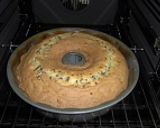 Joghurtos kuglóf recept fázis 6 fotója