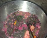 Foto langkah ke 6 dari resep Bayam Merah Masak Lemak Khas Malaysia.