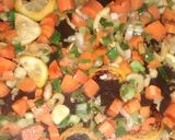 Foto del paso 5 de la receta: Costeletas de cerdo al vino con verduras